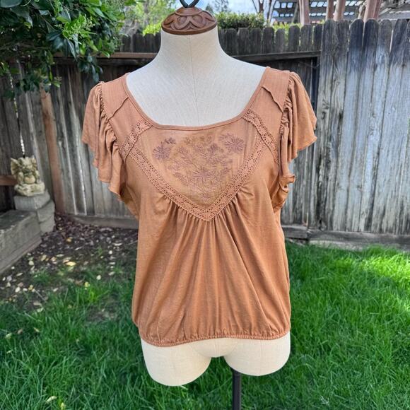 Love on a Hanger Light Brown Lace Floral Embroidered Short Sleeve Top Medium - Picture 1 of 10